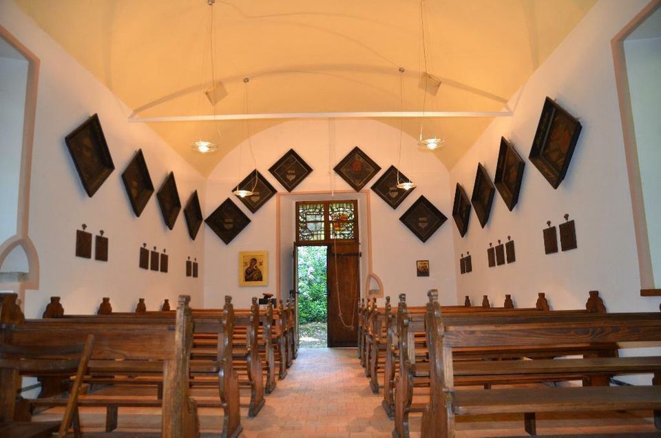 LOCATION HOCHZEIT TAUFE FAMILIENFEIER KIRCHE Kapelle a Baldenysee in Essen