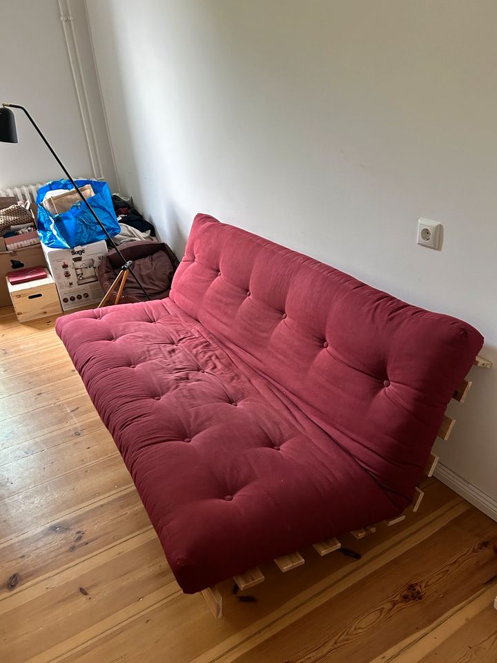 KARUP design sofa bed Schlafsofa red rot holtz futon danish in Berlin