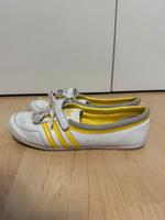 Adidas Concord Round Sneaker Ballerina weiß gelb Gr. 40 Berlin - Spandau Vorschau