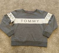 Tommy Hilfiger Pullover Gr. M  Grau Niedersachsen - Bad Laer Vorschau