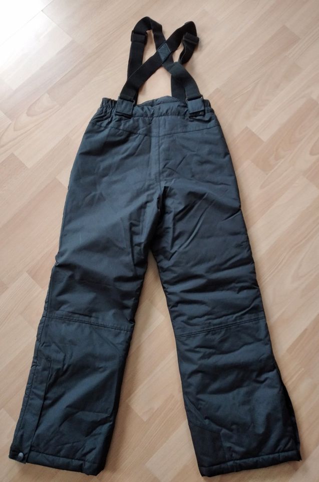 Skihose Schneehose schwarz Gr. 140 in Heringen (Werra)