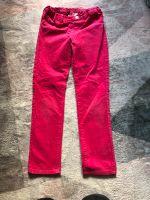 schöne Mädchen Hose Jeans H&M Gr. 128 pink Samt Top Sachsen - Chemnitz Vorschau