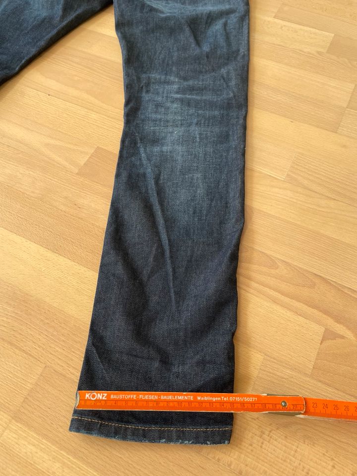 JEANS HELSINKI SKINNY FIT Herren Größe W32/L32 Sisley in Korntal-Münchingen