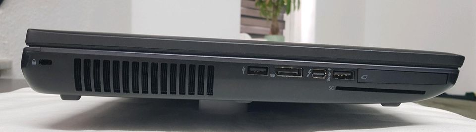 Laptop hp ZBook Workstation 17. AMD FirePro /intel i7/16GB/SSD in Düsseldorf