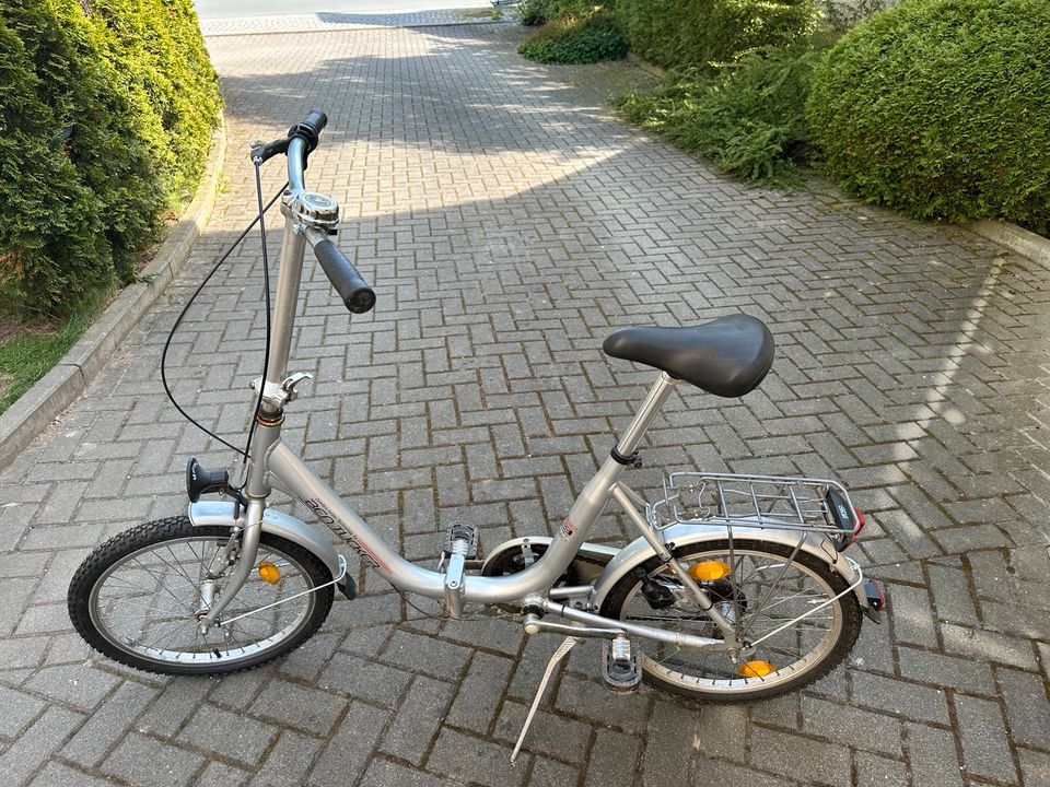 Klappfahrrad Klapprad Fahrrad in Schmoelln