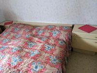 Schickes Retro Schlafzimmer mit Doppelbett Nachttischen Schrank Nordrhein-Westfalen - Kall Vorschau