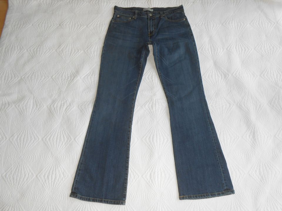 LEVIS LEVI´S: coole Jeans 10529 BOOTCUT W32 / L32 TOP in Hamburg