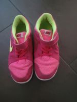 Nike Sneaker gr 34 Mädchen pink Nordrhein-Westfalen - Ennigerloh Vorschau