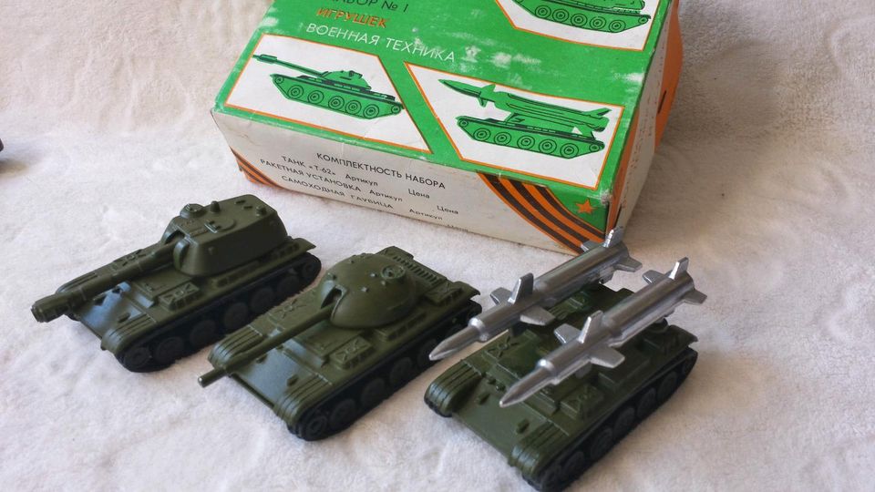 DDR, NVA, UDSSR, CCCP, sovjet Modell, Militär, Panzer, sowjetisch in Schwaara