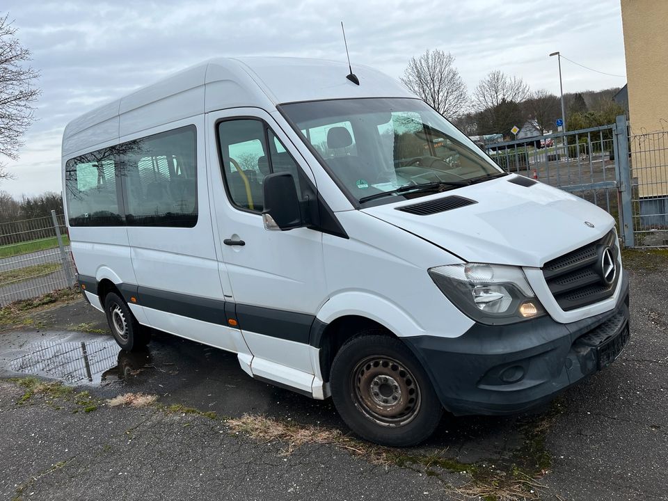 MERCEDES SPRINTER 8-SITZE BEHINDERTENTRANSPORT ROLLSTUHLRAMPE in Bonn