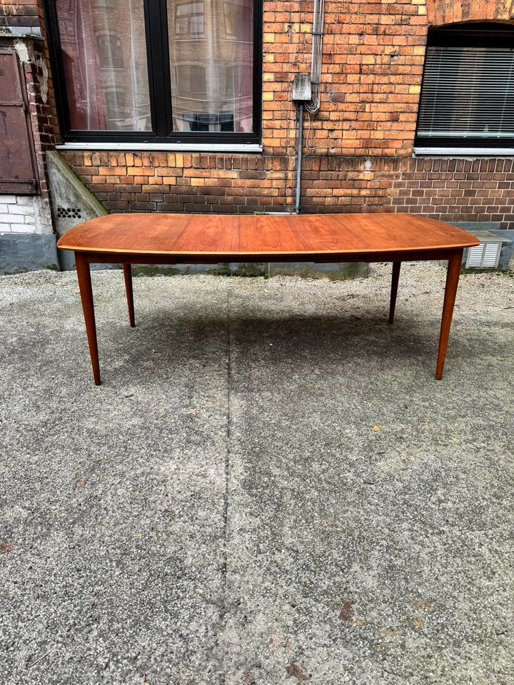 Esstisch erweiterbar > 210cm Teak Tisch danish Design Vintage Esszimmertisch Teakholz Dänemark 60er Retro in Berlin