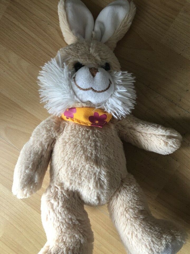 Bär / Teddy , Hase oder Katze von Heunec zu verkaufen in Wiesbaden