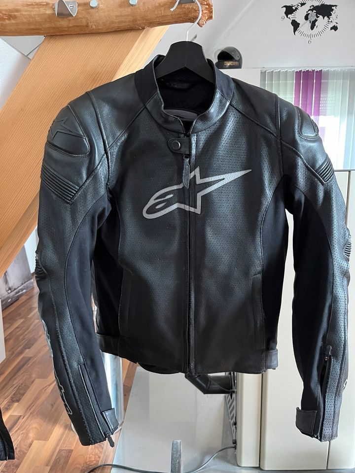 Alpinestars Motorradjacke 48 Jacke Lederjacke in Karsbach