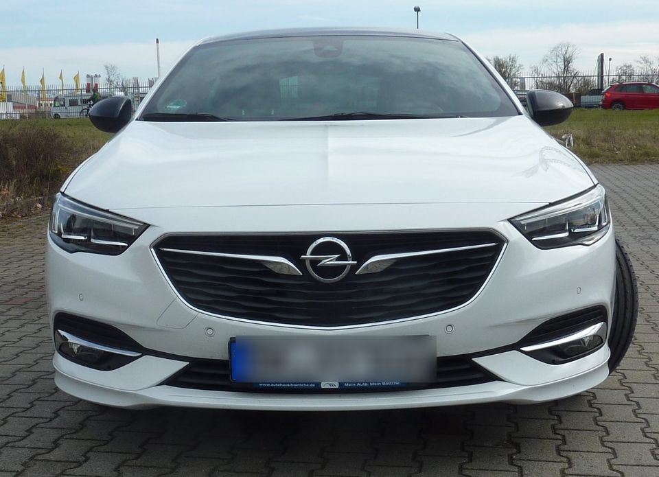 Opel Insignia Grand Sport Dynamic 4x4,260 PS, Klimaautomatik, LED in Oschersleben (Bode)