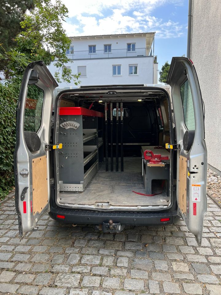 Regalsystem/Einbauregal, Werkbank u. Schraubstock für Transporter in Regensburg