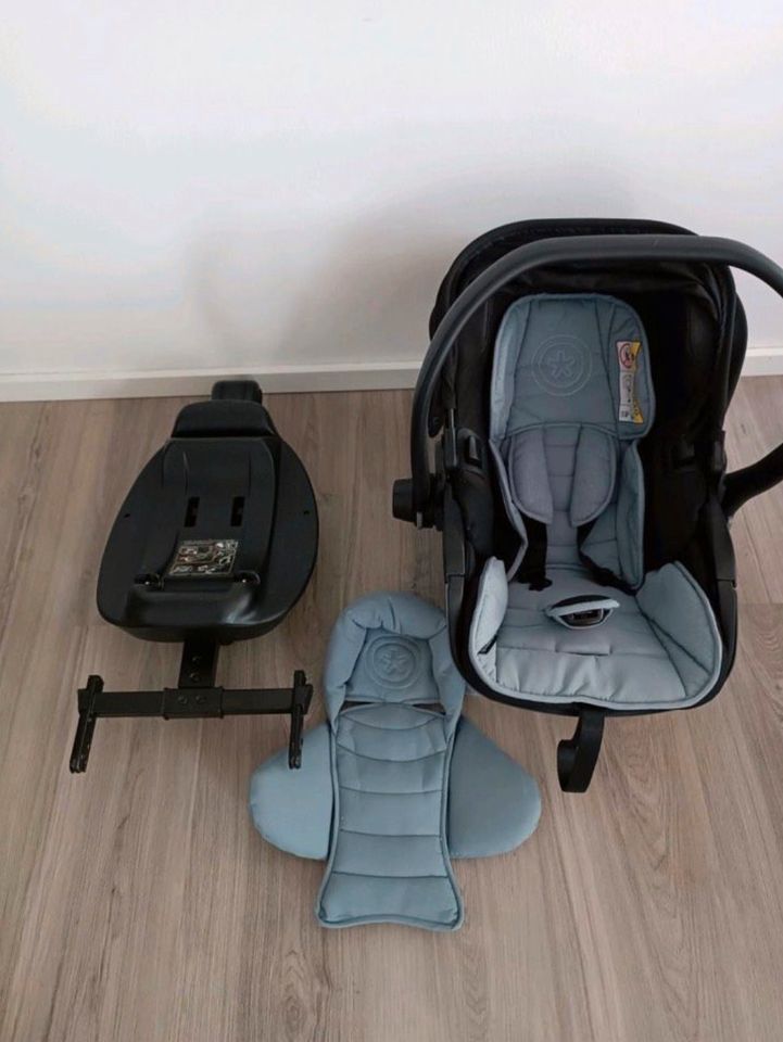 Kiddy Babyschale Kindersitz Evoluna i-Size 2 inkl. 2x Isofix in Bocholt