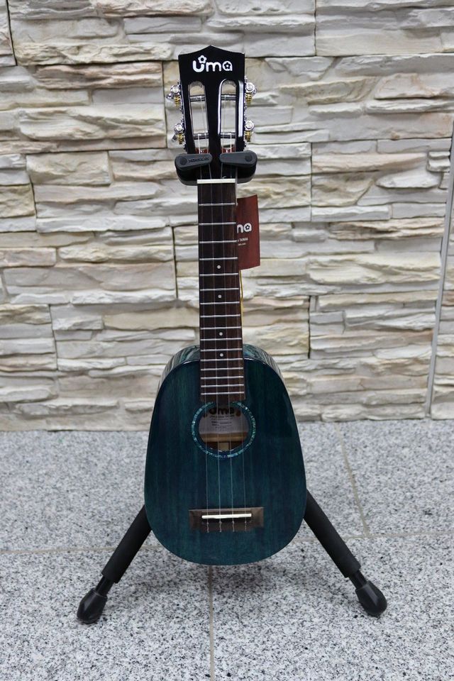 UMA Sopran Ukulele UK-20SSP Pineapple Blue Vollmassiv NEU! in Aachen