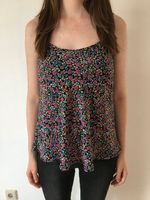 Top Shirt Bluse bunt pink weiß gelb Blumen Gr. M / 38 Urlaub neuw Bayern - Pocking Vorschau