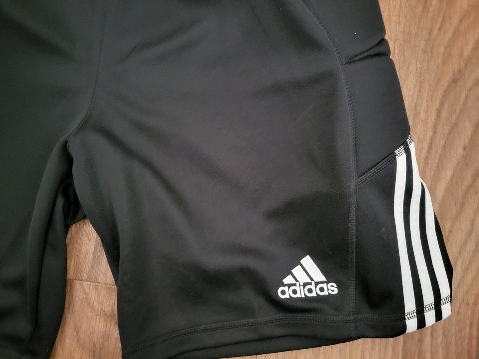 Adidas Climalite Shorts, Kurze Hose, Sport, Fußball, Torwart in Elsenfeld