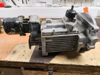 Getriebe mit Hydraulikpumpe Gt122 RS09 Thüringen - Golmsdorf Vorschau