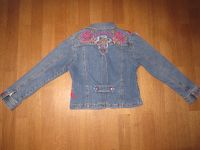 Tolle Mädchen-Jeansjacke Gr. 128 mit Stickerei Marke Pampolina Kr. München - Planegg Vorschau