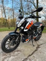 KTM Duke 125 Weiß - ABS - Griffheizung ⭐️Service & TÜV Neu⭐️ Niedersachsen - Schwaförden Vorschau