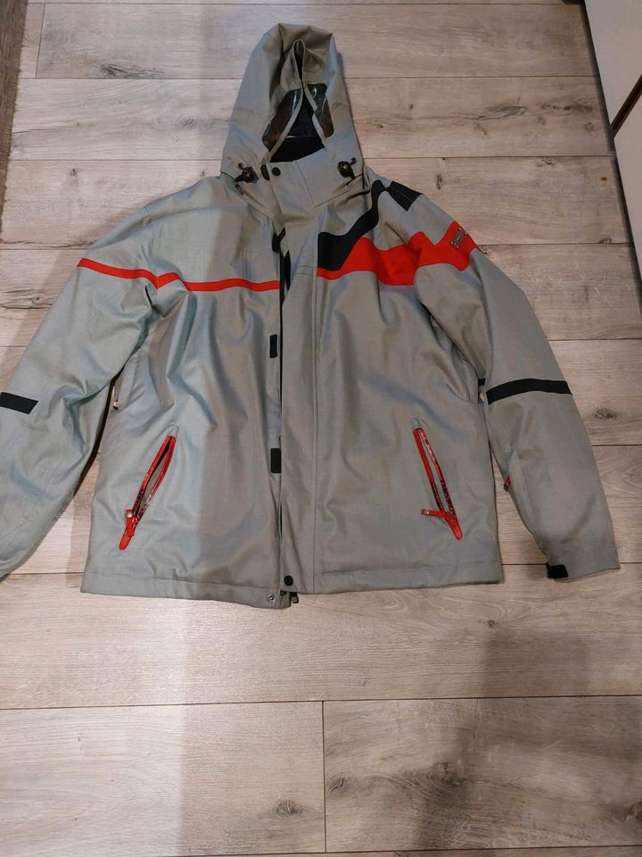 Herren Winterjacke gr. XXL in Troisdorf