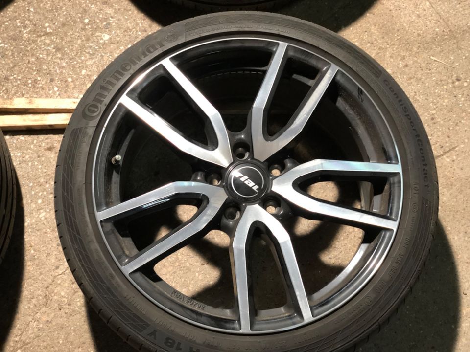 Rial Torino Alufelgen 18" ET45 5x112 mit Conti PremiumCont 225/40 in Perl