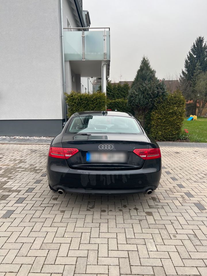 Audi A5 2.7 TDI Top Zustand in Göttingen