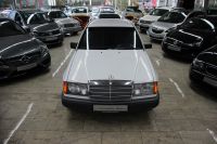 Mercedes-Benz E 200 W124 *H-Zulassung* Essen - Essen-Borbeck Vorschau