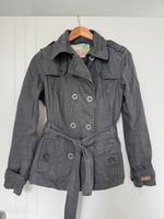 Trenchcoat/Übergangsjacke grau S.Oliver Niedersachsen - Wedemark Vorschau
