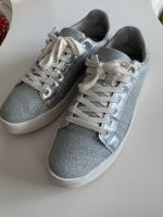 Sneaker Tamaris silber Nordrhein-Westfalen - Winterberg Vorschau