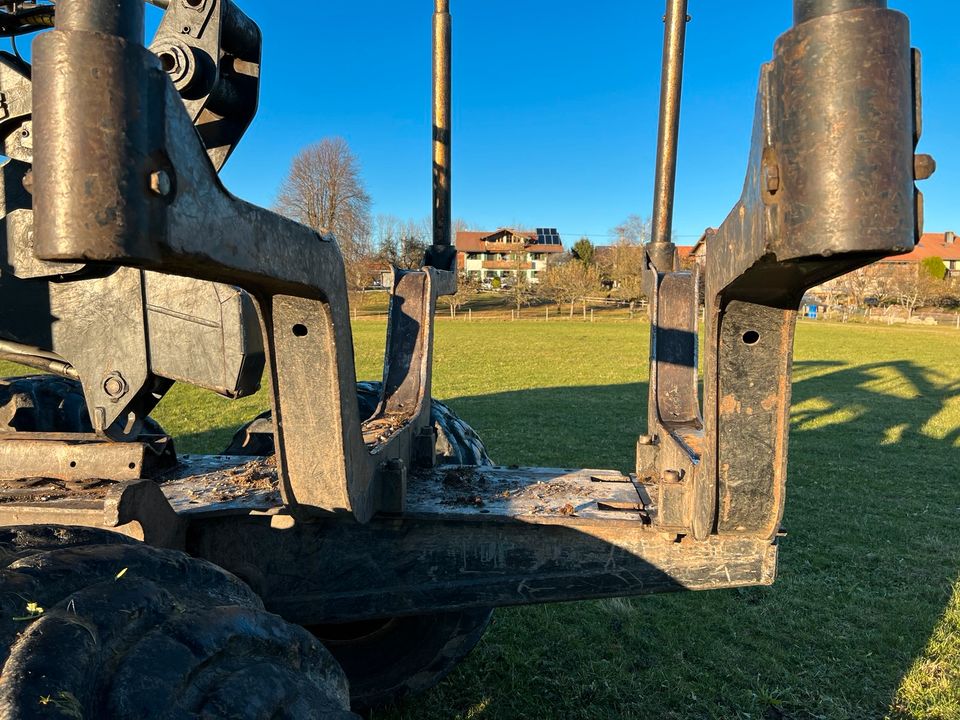 Rückezug/ Forwarder/ Forstmaschine/ Komatsu 855/ Baujahr 2013 in Nesselwang