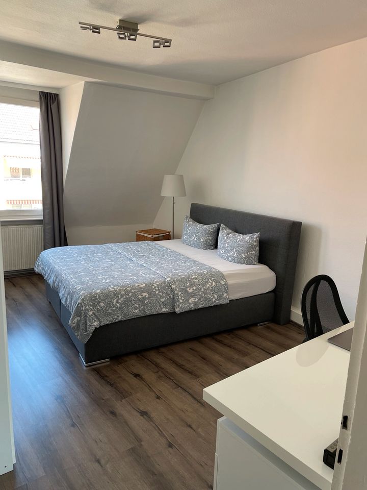 Wunderschöne 3-Zimmer Altbauwohnung in Nürnberg (Mittelfr)