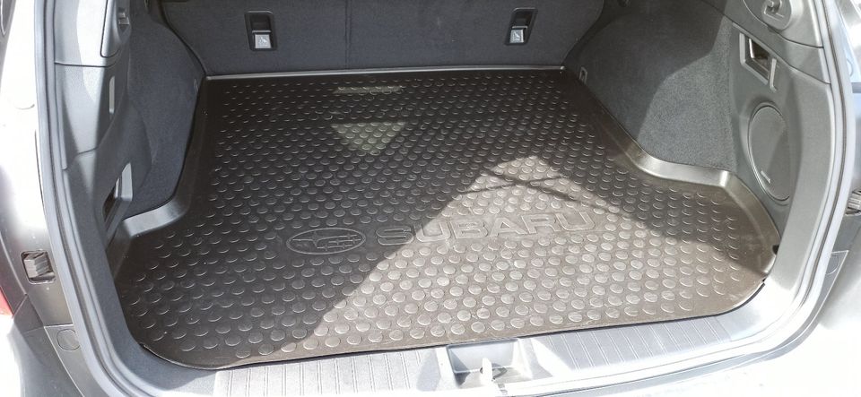 Subaru Outback BS Laderaumschalenmatte in Bad Berneck i. Fichtelgebirge