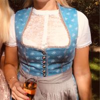 Stockerpoint Dirndl Dirndlbluse Bluse Schürze Kleid blau weiß Niedersachsen - Northeim Vorschau