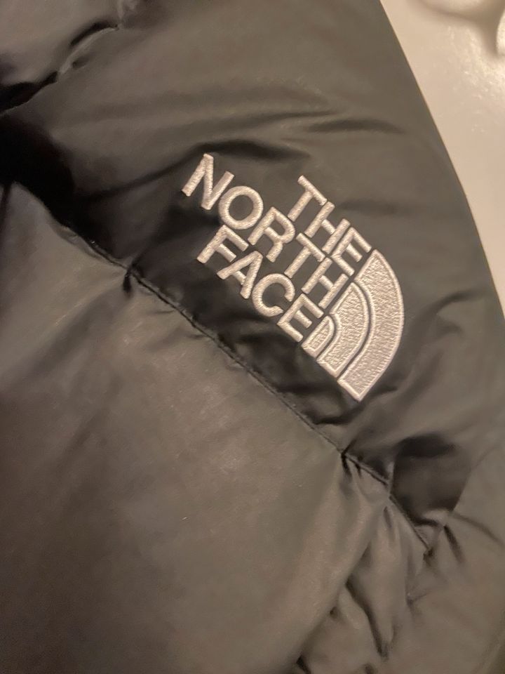 The North Face Jacke 700 (winter Jacke) in Berlin