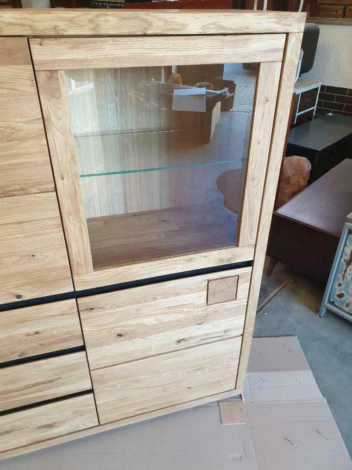 Highboard Eiche massiv Breite 166 cm ,Höhe 148 cm NEU!! in Bad Staffelstein