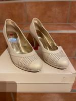 Högl Pumps Creme Gr. 38 Hochzeitsschuhe Bayern - Regensburg Vorschau