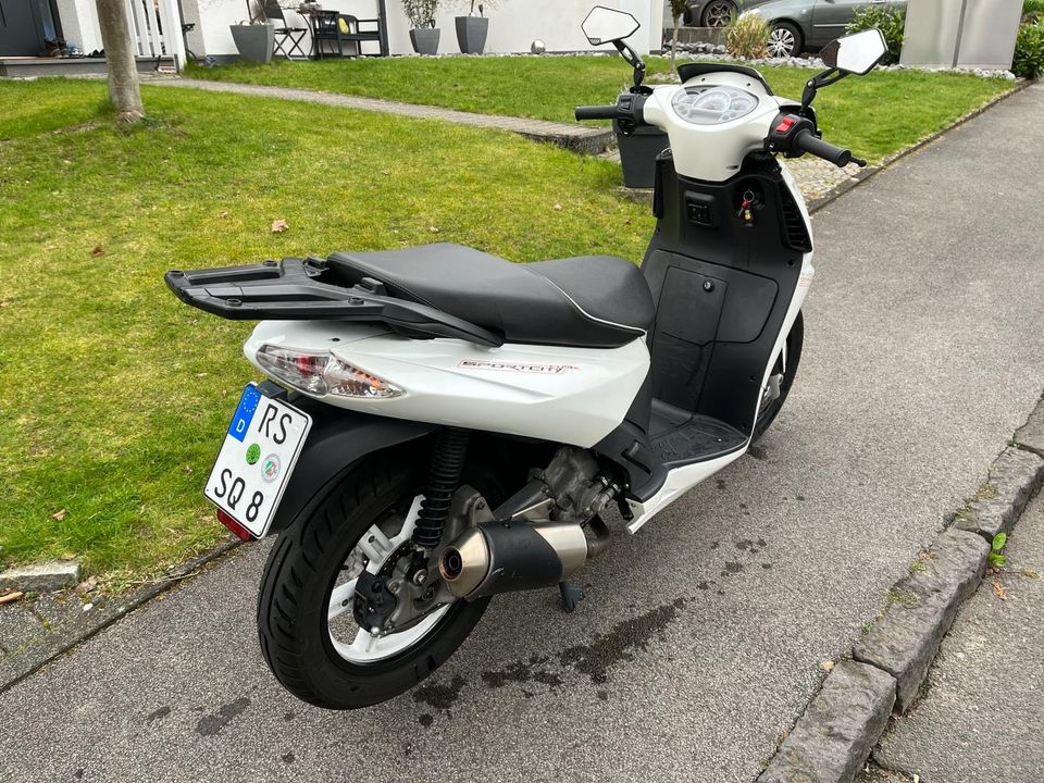 Aprilia Sport City Cube 300, EZ2016, 9000km in Remscheid