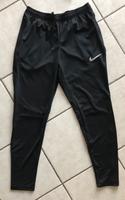 Schwarze Sporthose von Nike Dri-Fit Größe M wie neu Hessen - Trebur Vorschau