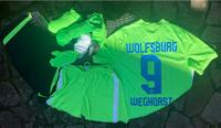 VfL Wolfsburg Trikot(Nr.9 Weghorst), Hosen und Stutzen Hessen - Kaufungen Vorschau