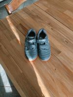 Sportschuhe Hallenschuhe Gr 28 neu grau Fussballschuhe Niedersachsen - Sehnde Vorschau