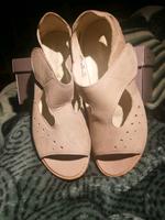 Damen EchtlederSommerKlettversc.Sandalen - ALDLÄUFER - 37,5 - NEU Düsseldorf - Benrath Vorschau