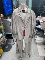 Jacke von Gioni F, Größe 50 mit Hose von SALLIE SAHNE Düsseldorf - Pempelfort Vorschau