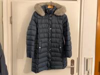 Tommy Hilfiger Daunenmantel Tyra Down Navy M Hessen - Karben Vorschau