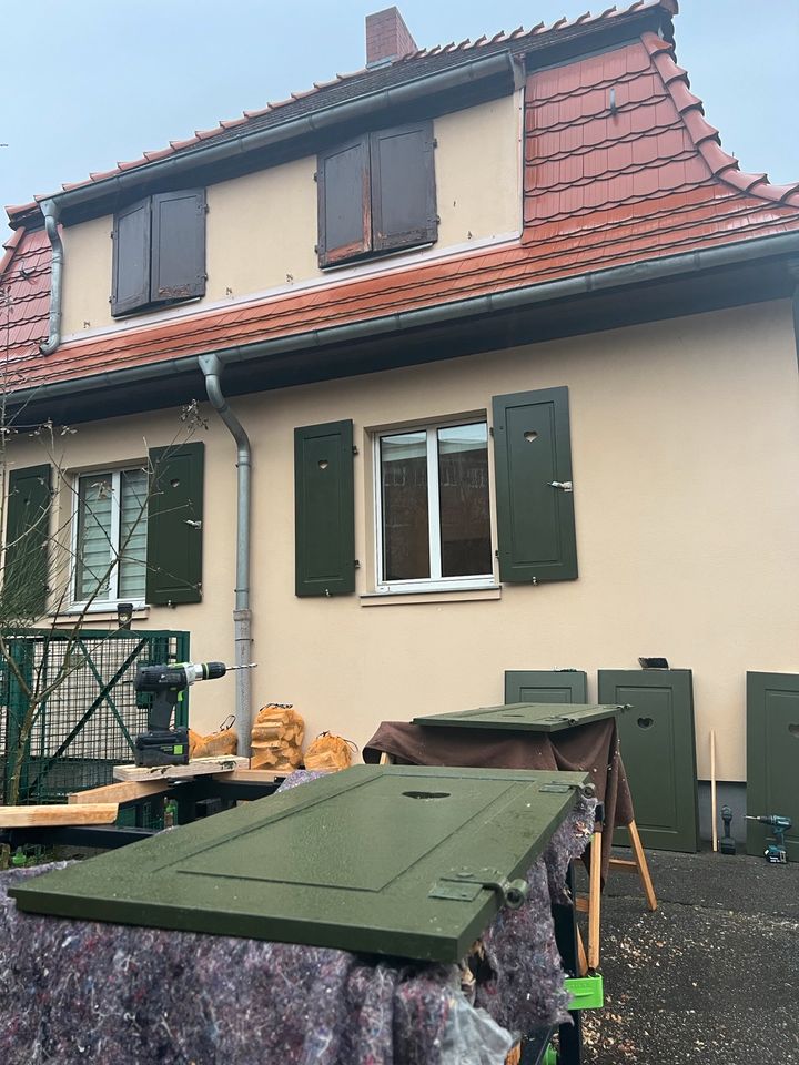 Fensterladen Holzfenster Holztür Dachkasten Holzbau in Berlin