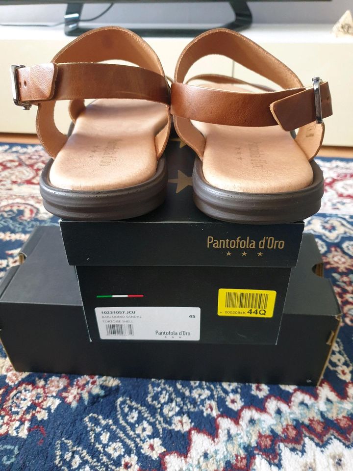 Pantofola d'Oro original Sandale aus Leder in der 45. 50€. in Essen