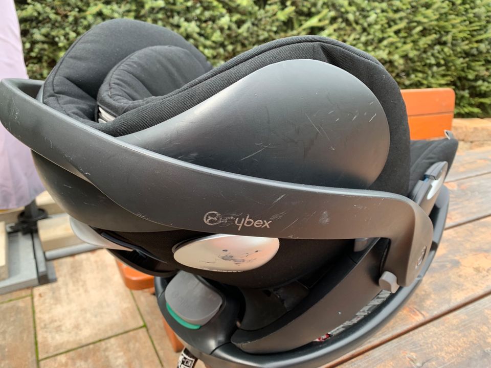 Cybex Platinum Cloud Z i-Size, Babyschale, mit Base in Auerbach (Vogtland)