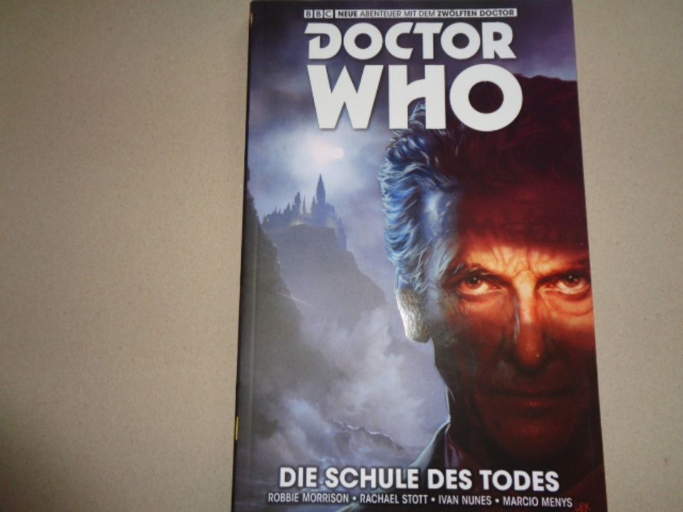 6 Wunderland 7 Dr.Who + andere Fantasy Comicbücher in Usingen
